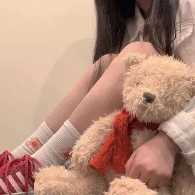品牌官方直击：过气明星旧照被扒，深夜最新进展